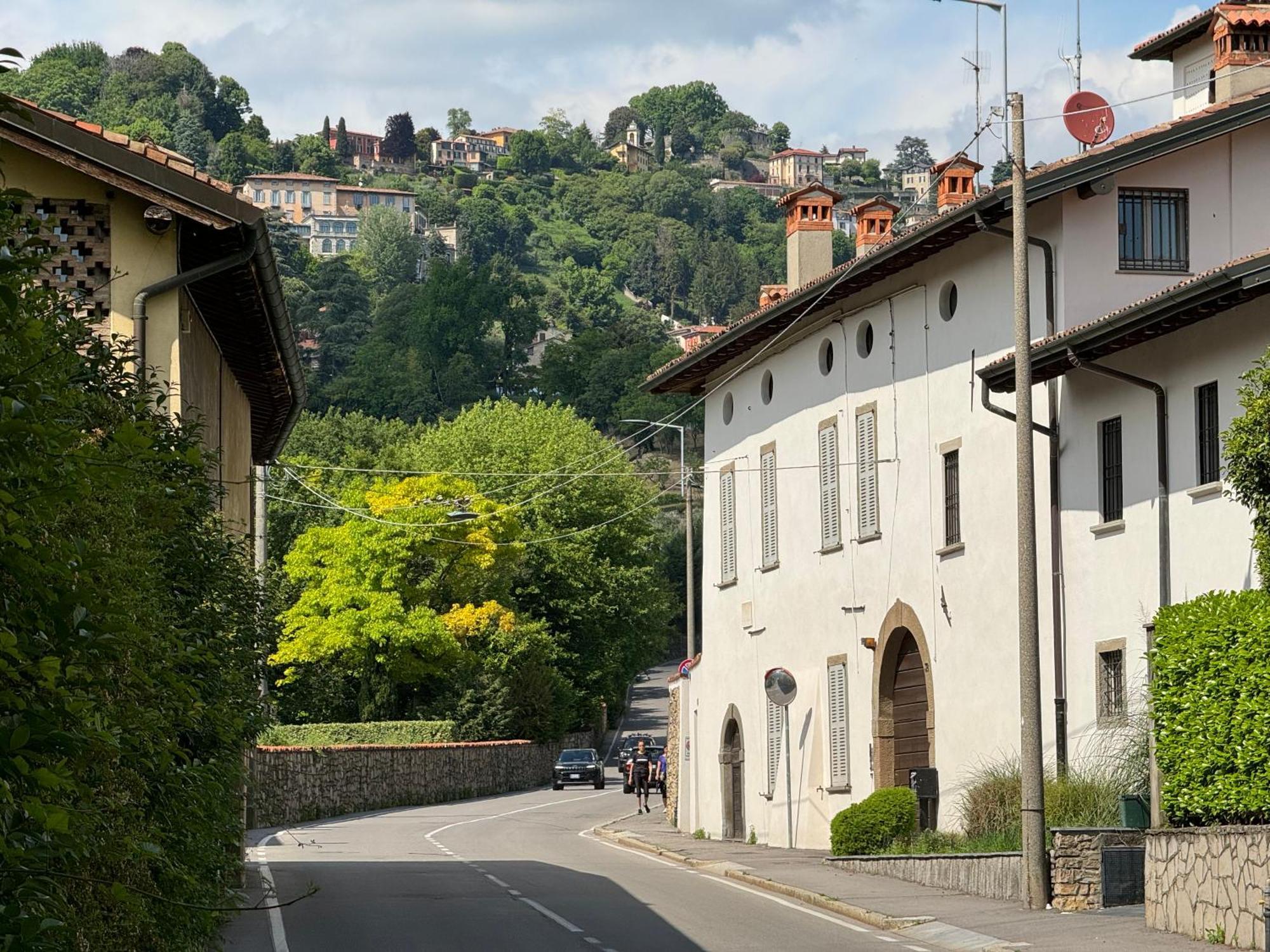 Casa Vacanze Mirage Bergamo Esterno foto